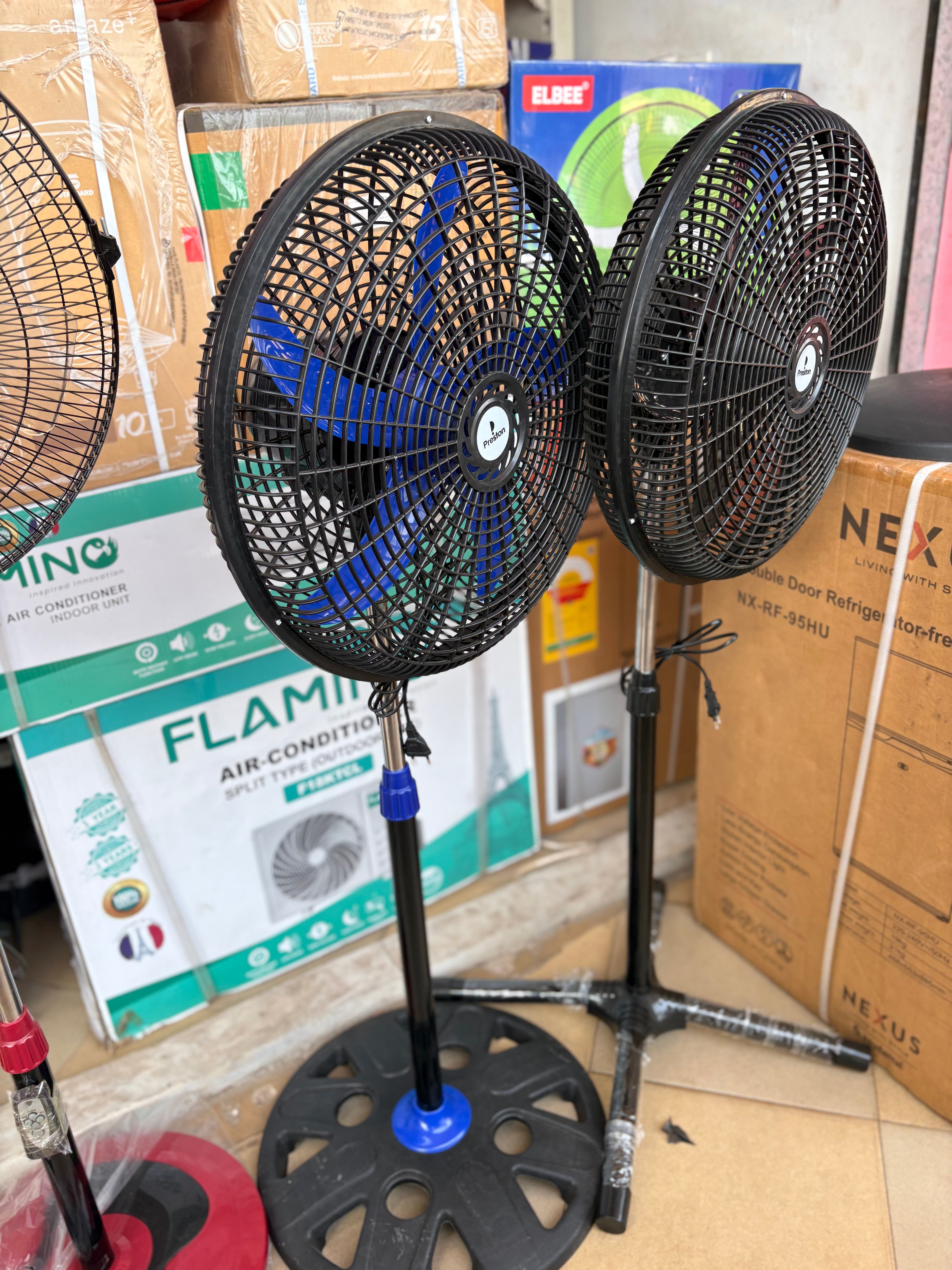 STANDING FAN
